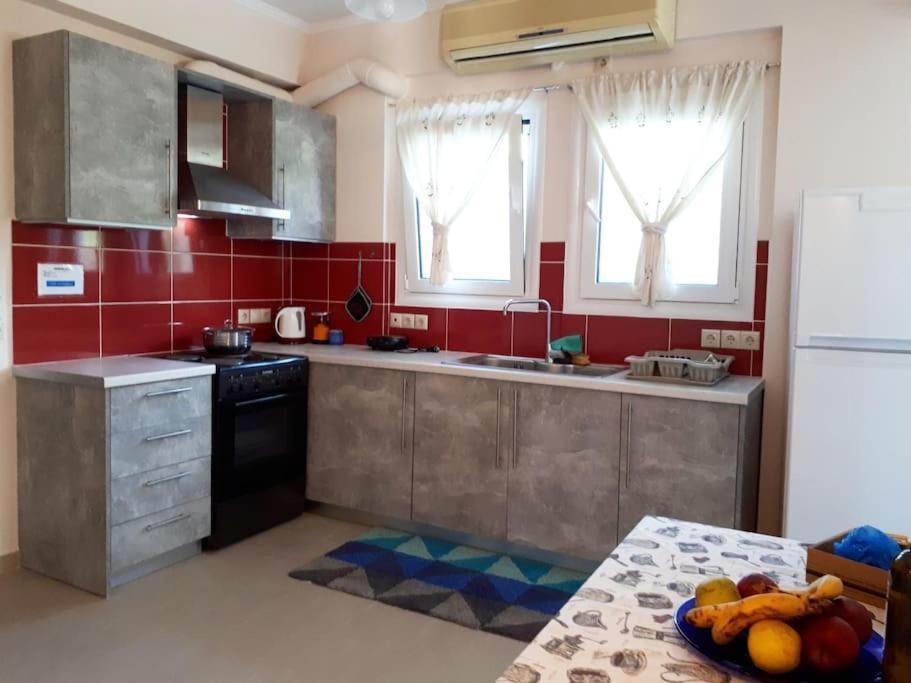 Dimitra's Nydri (Lefkada)