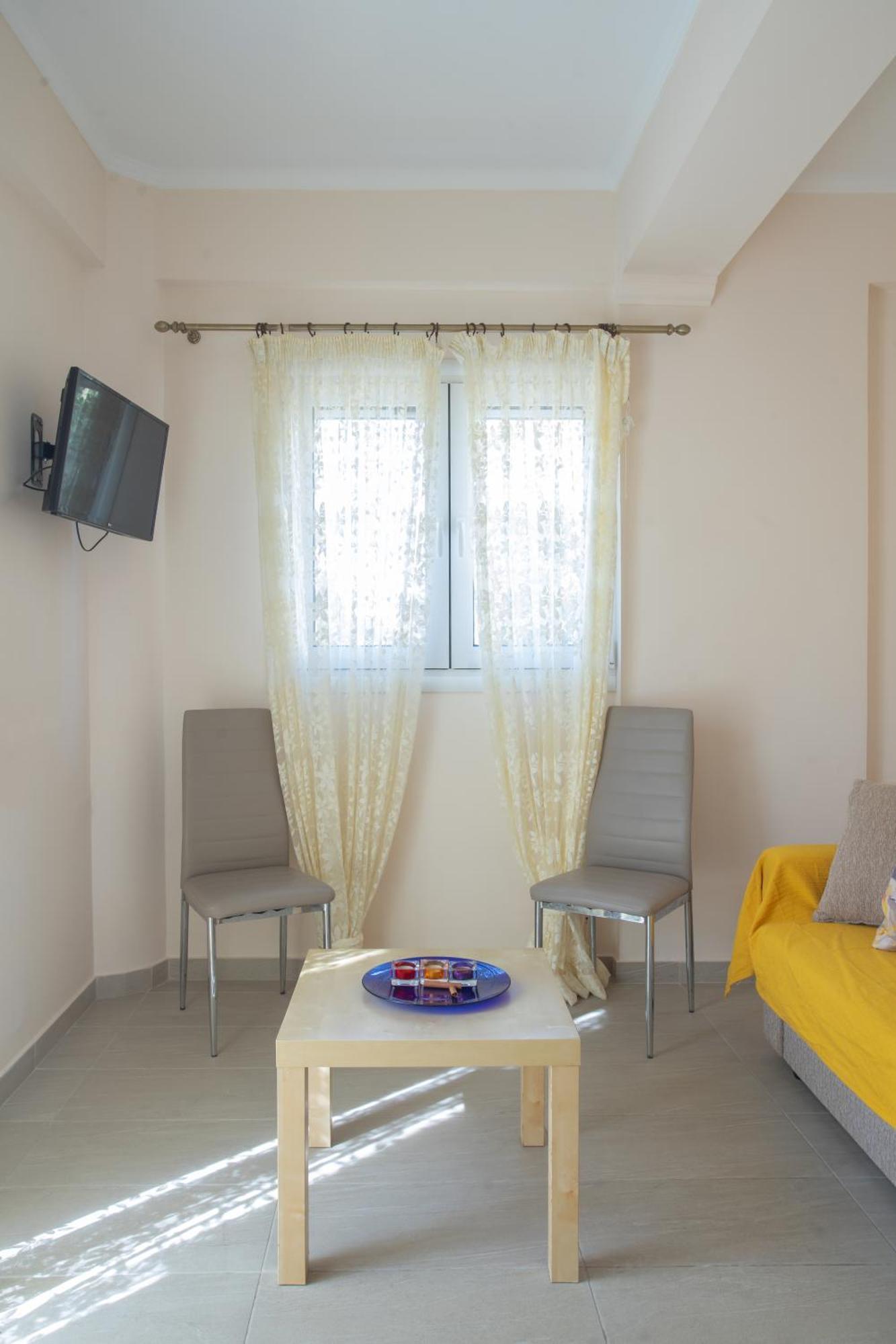 Dimitra's Nydri (Lefkada)